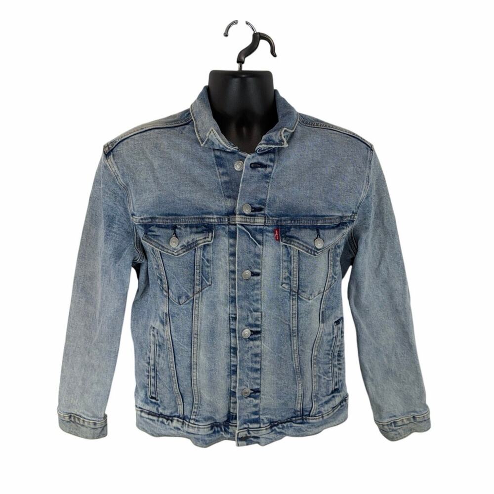Levi’s Denim Trucker Jacket Size Medium Lighter Wash Western Casual